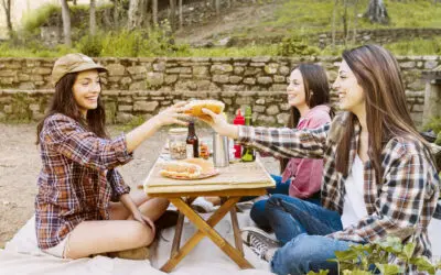 30 Picnic Tables: How to Choose the Perfect One for Your Next Gathering